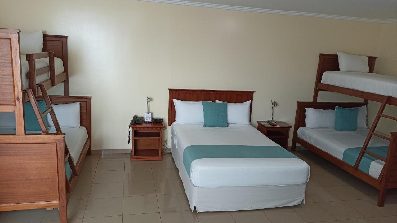 Hotel El Marques Atacames Εξωτερικό φωτογραφία