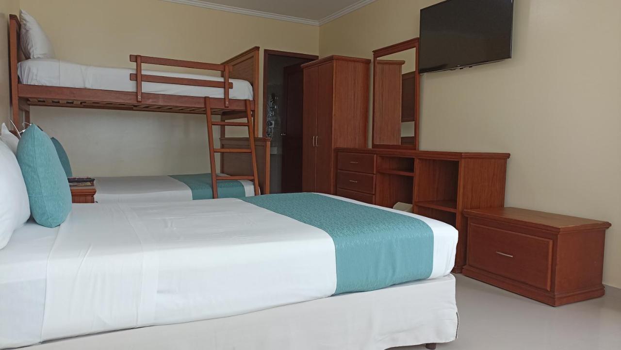 Hotel El Marques Atacames Εξωτερικό φωτογραφία