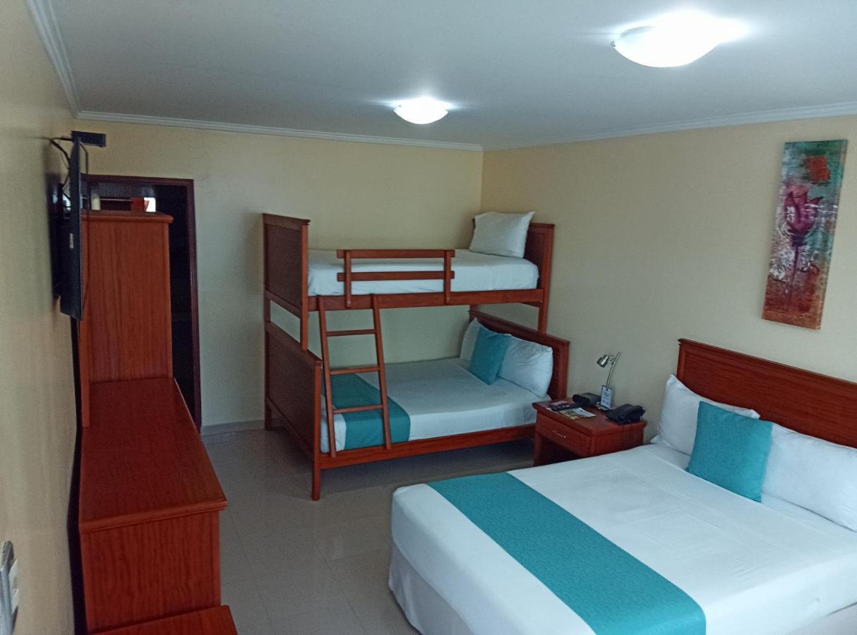 Hotel El Marques Atacames Εξωτερικό φωτογραφία