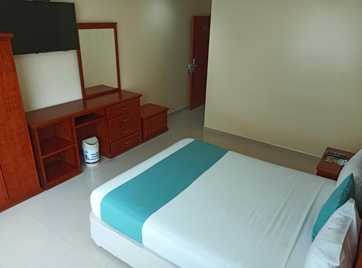 Hotel El Marques Atacames Εξωτερικό φωτογραφία