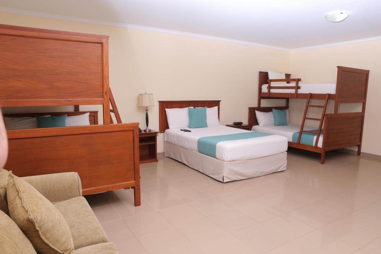 Hotel El Marques Atacames Εξωτερικό φωτογραφία